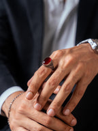 Traditional Men’s Aqeeq Stone Ring with Crafted Design – 925 Sterling Silver (Chandi)