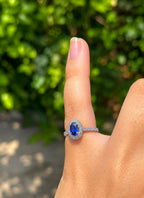 MIDNIGHT BLUE – Zircon Halo Ring